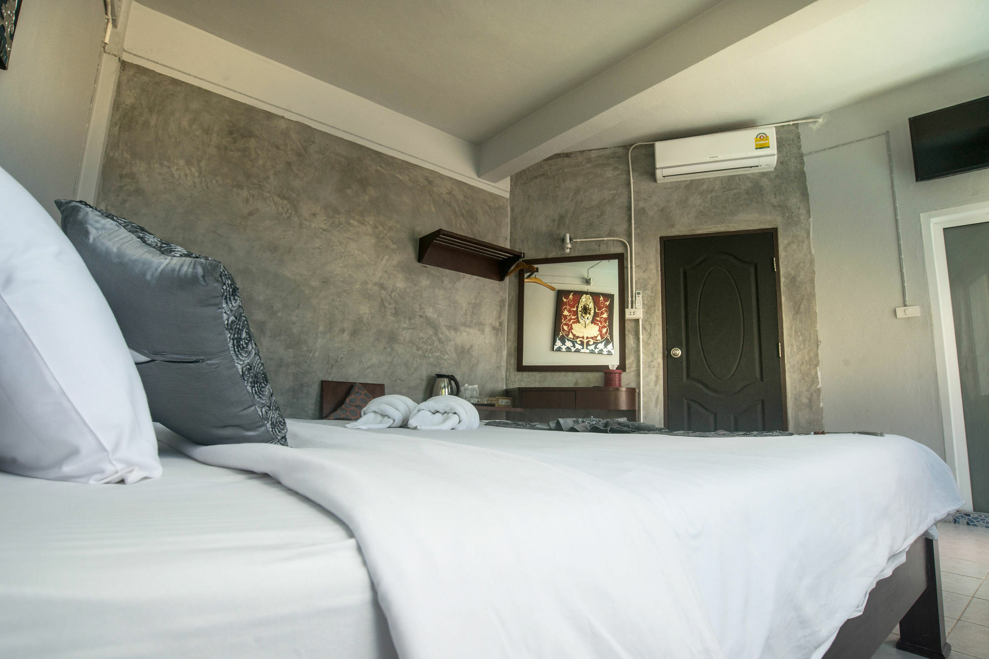 Beehive Phuket Old Town Hostel Eksteriør billede